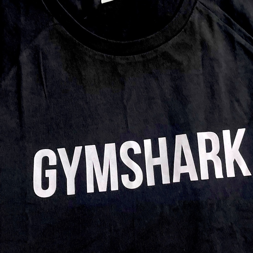 Gym shark new. Size M